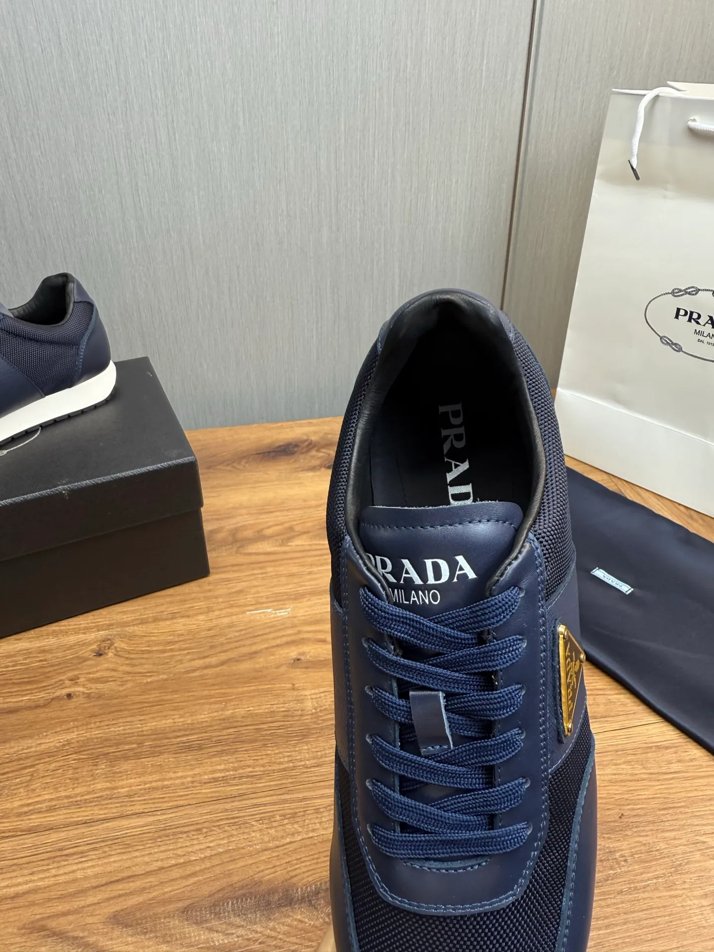 Men's shoes 💰760💰 [PRADA] New models synchronized with the official website, high-quality shipments ✔️Best sellers🔥 Original cowhide with mesh surface + cowhide lining, 1🆚1 replica, original bottom, 38-45 (men's 45 is custom-made and cannot be returned)